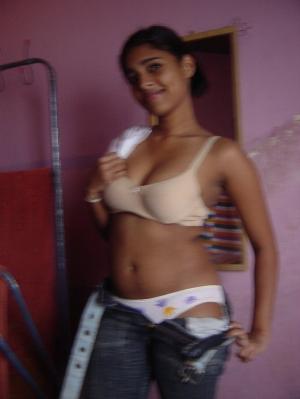 Panadura Couple Scandal Nude_12.jpg Cute Kerala Babe in White Panties and Nude